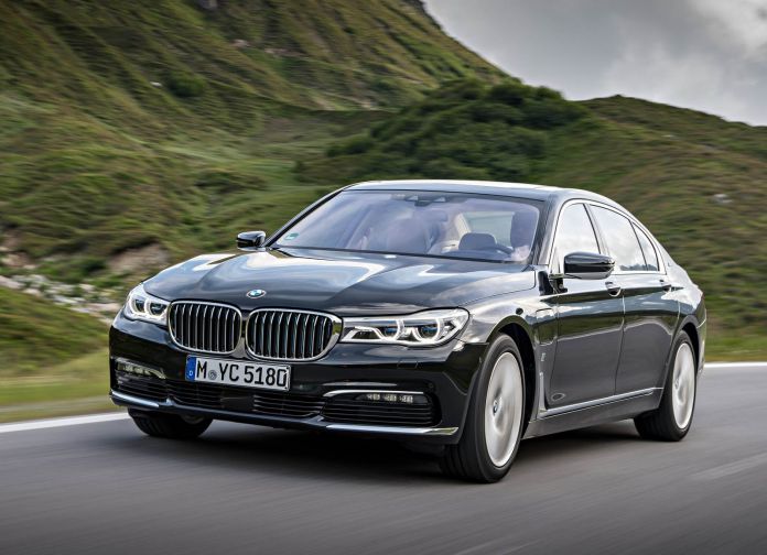 2017 BMW 740Le XDrive iPerformance - фотография 9 из 36 2017 BMW 740Le XDrive iPerformance - фотография 9 из 36