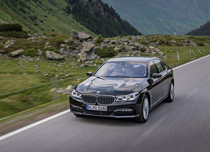2017 BMW 740Le XDrive iPerformance - фотография 14 из 36