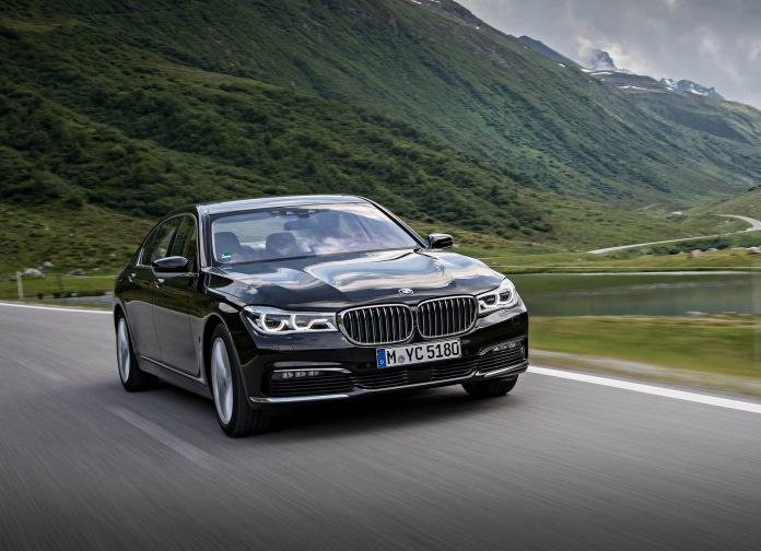 2017 BMW 740Le XDrive iPerformance - фотография 15 из 36