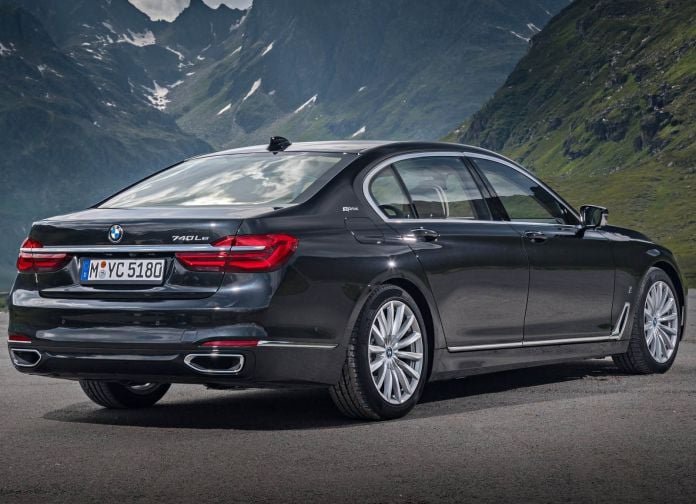 2017 BMW 740Le XDrive iPerformance - фотография 18 из 36
