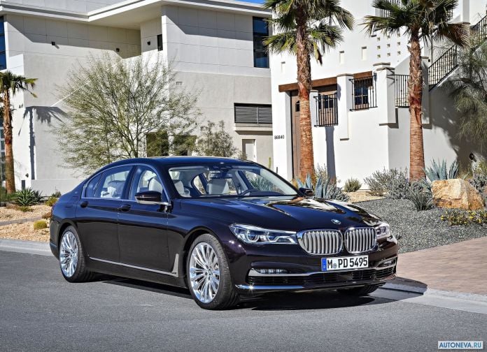 2017 BMW M760Li xDrive - фотография 10 из 203