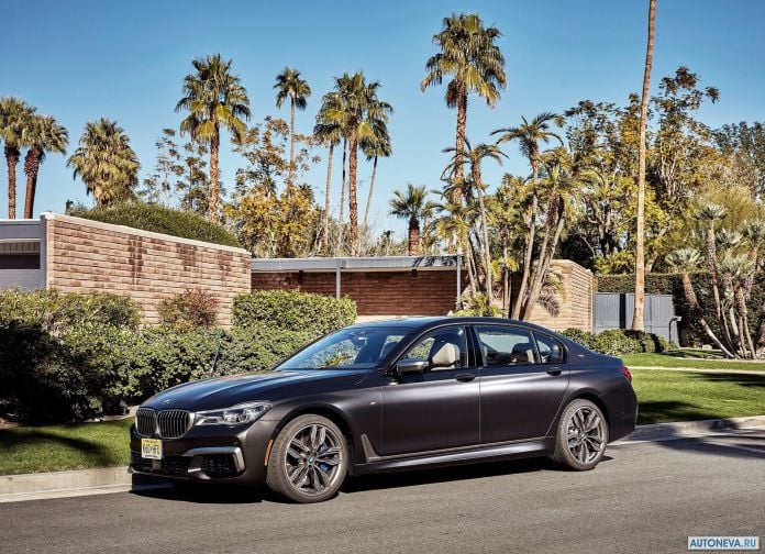2017 BMW M760Li xDrive - фотография 18 из 203