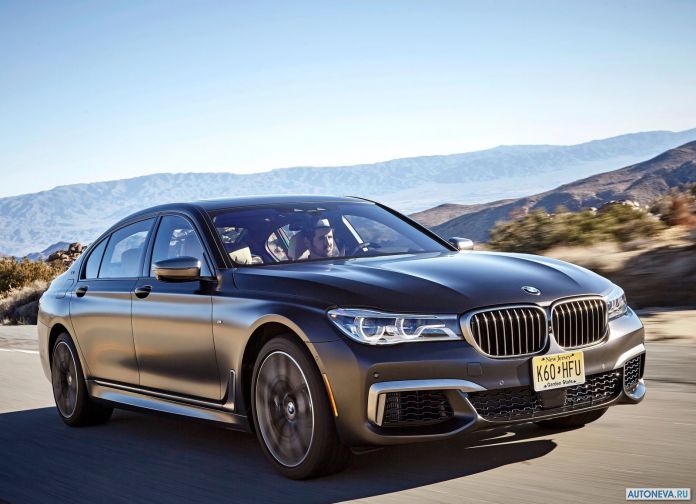 2017 BMW M760Li xDrive - фотография 40 из 203