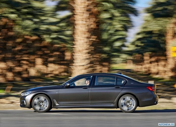 2017 BMW M760Li xDrive - фотография 83 из 203