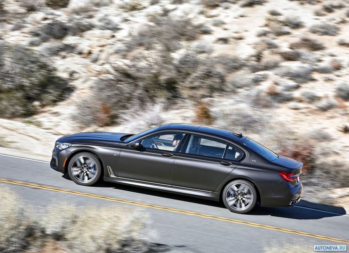 2017 BMW M760Li xDrive - фотография 84 из 203 2017 BMW M760Li xDrive - фотография 84 из 203