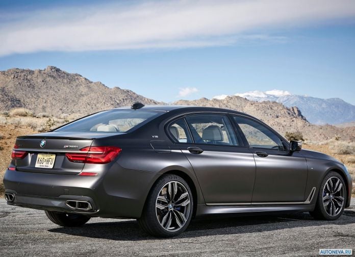 2017 BMW M760Li xDrive - фотография 91 из 203