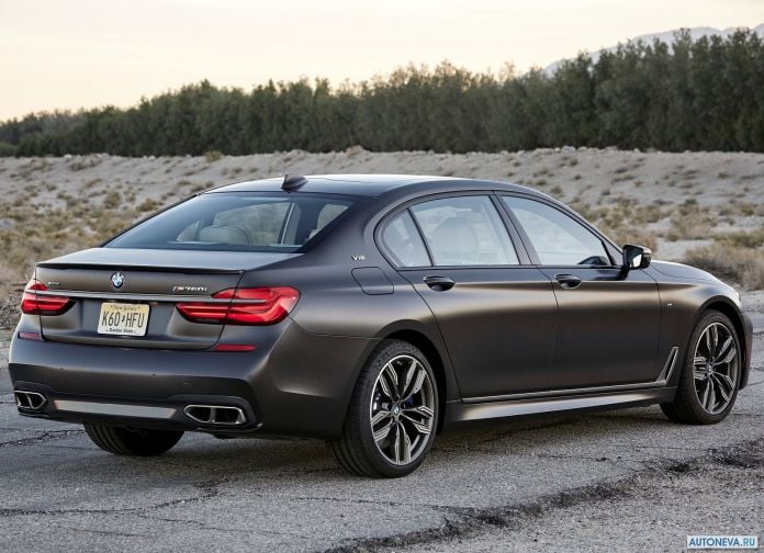 2017 BMW M760Li xDrive - фотография 92 из 203
