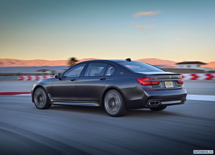 2017 BMW M760Li xDrive - фотография 102 из 203 2017 BMW M760Li xDrive - фотография 102 из 203
