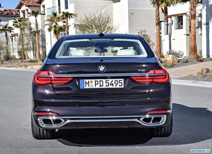2017 BMW M760Li xDrive - фотография 125 из 203 2017 BMW M760Li xDrive - фотография 125 из 203