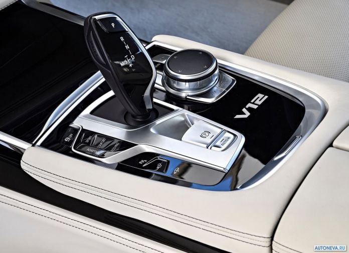 2017 BMW M760Li xDrive - фотография 153 из 203 2017 BMW M760Li xDrive - фотография 153 из 203