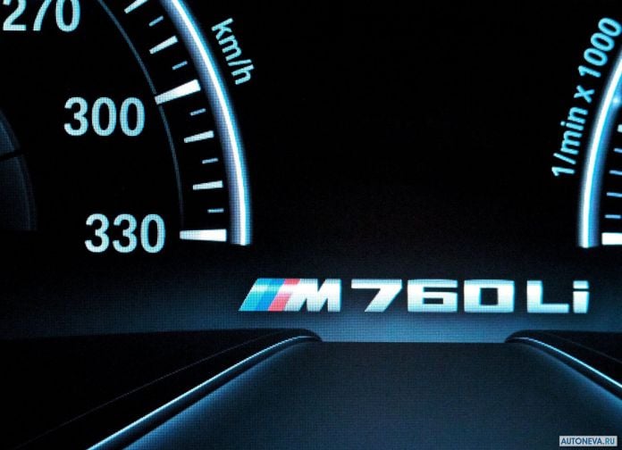 2017 BMW M760Li xDrive - фотография 158 из 203