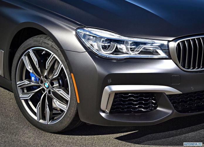 2017 BMW M760Li xDrive - фотография 170 из 203 2017 BMW M760Li xDrive - фотография 170 из 203