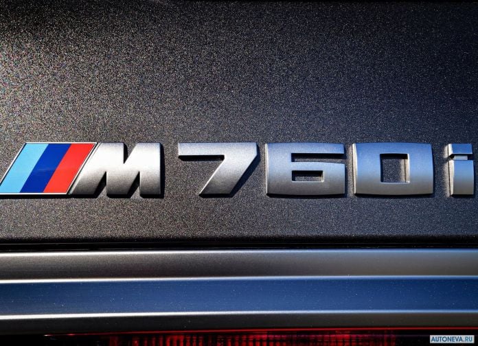 2017 BMW M760Li xDrive - фотография 186 из 203 2017 BMW M760Li xDrive - фотография 186 из 203