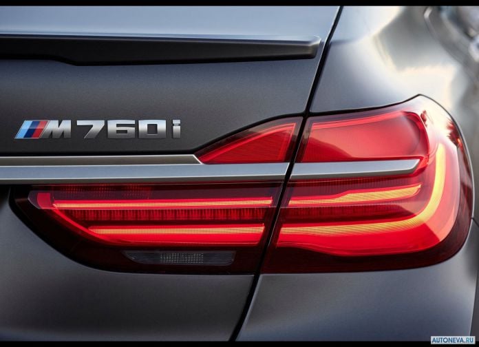 2017 BMW M760Li xDrive - фотография 200 из 203 2017 BMW M760Li xDrive - фотография 200 из 203