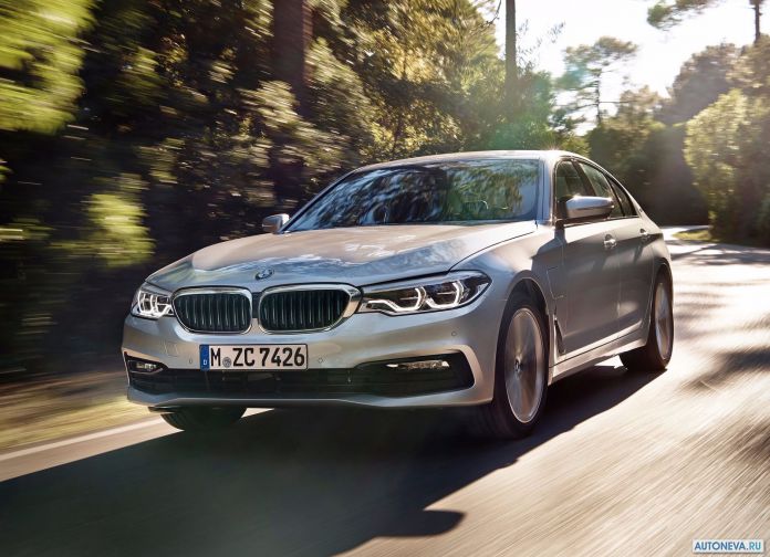 2018 BMW 530e iPerformance - фотография 6 из 12 2018 BMW 530e iPerformance - фотография 6 из 12