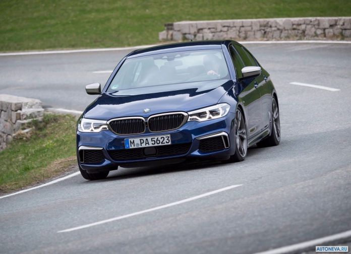 2018 BMW m550i xDrive - фотография 25 из 50 2018 BMW m550i xDrive - фотография 25 из 50