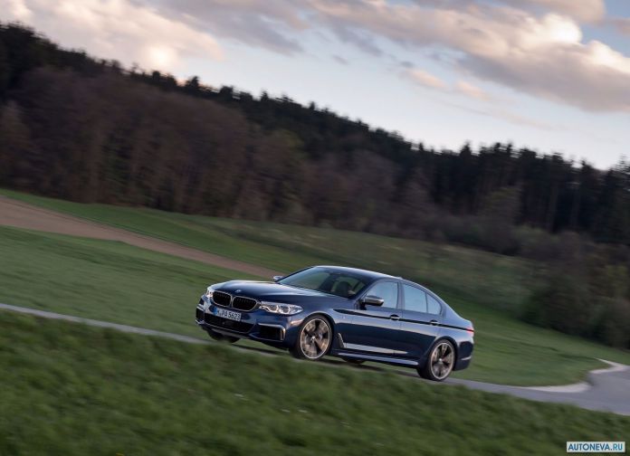 2018 BMW m550i xDrive - фотография 28 из 50 2018 BMW m550i xDrive - фотография 28 из 50