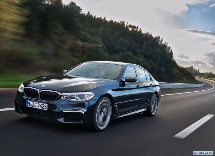 2018 BMW m550i xDrive - фотография 37 из 50