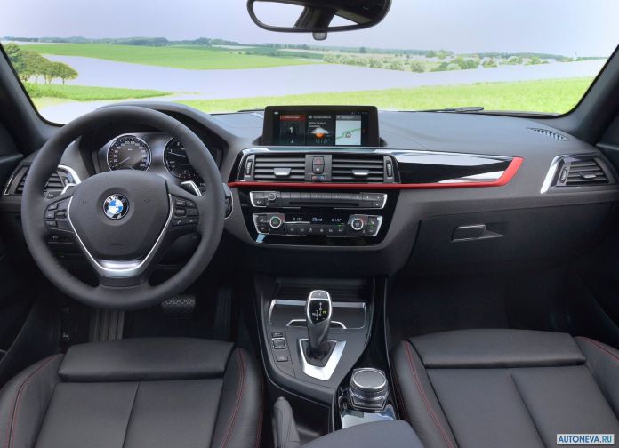 2018 BMW 1-series 3-door - фотография 35 из 47