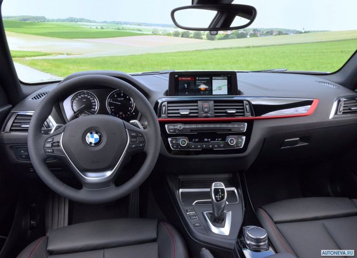 2018 BMW 1-series 3-door - фотография 36 из 47 2018 BMW 1-series 3-door - фотография 36 из 47