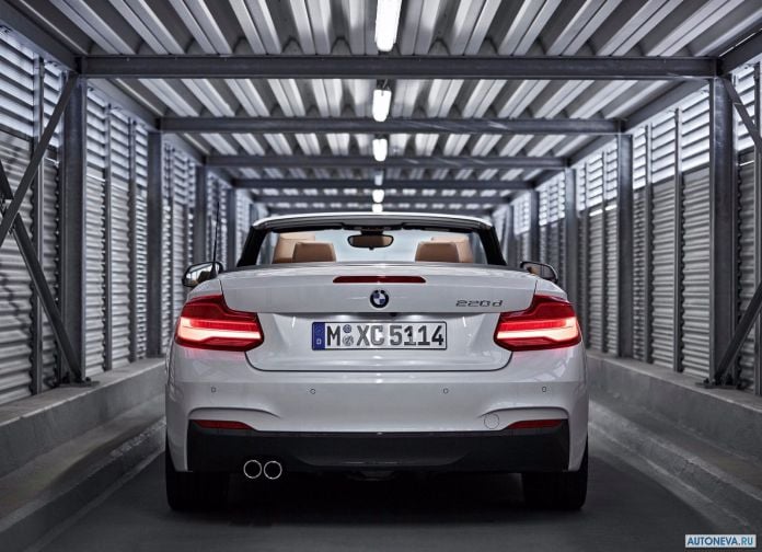 2018 BMW 2-series Convertible - фотография 64 из 108