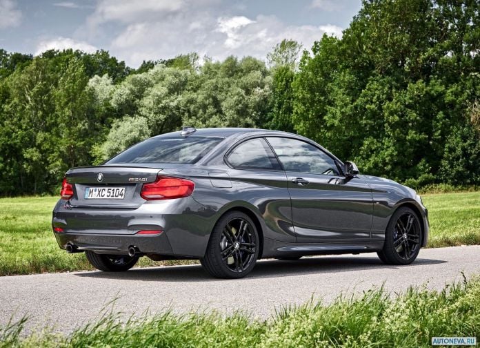 2018 BMW 2-series Coupe - фотография 32 из 69