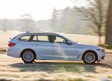 bmw_2018_5_series_touring_057.jpg