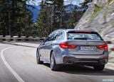 bmw_2018_5_series_touring_090.jpg