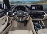 bmw_2018_5_series_touring_101.jpg