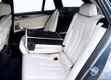 bmw_2018_5_series_touring_117.jpg