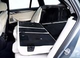 bmw_2018_5_series_touring_118.jpg