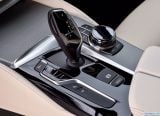 bmw_2018_5_series_touring_126.jpg