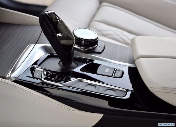 2018 BMW 6-series Gran Turismo - фотография 91 из 146