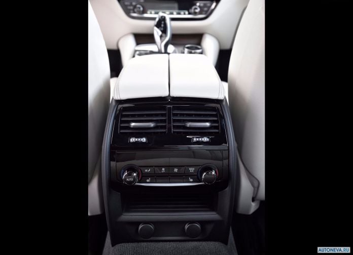 2018 BMW 6-series Gran Turismo - фотография 121 из 146