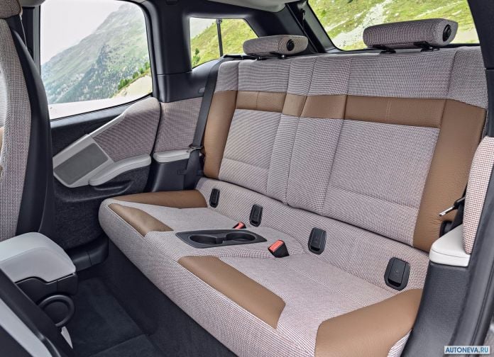 2018 BMW i3 - фотография 48 из 51