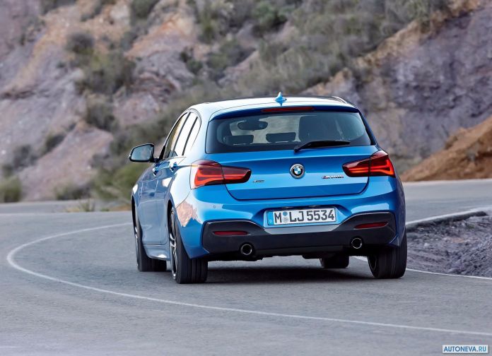 2018 BMW M140i - фотография 16 из 42 2018 BMW M140i - фотография 16 из 42