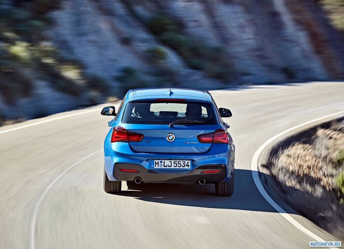 2018 BMW M140i - фотография 19 из 42 2018 BMW M140i - фотография 19 из 42