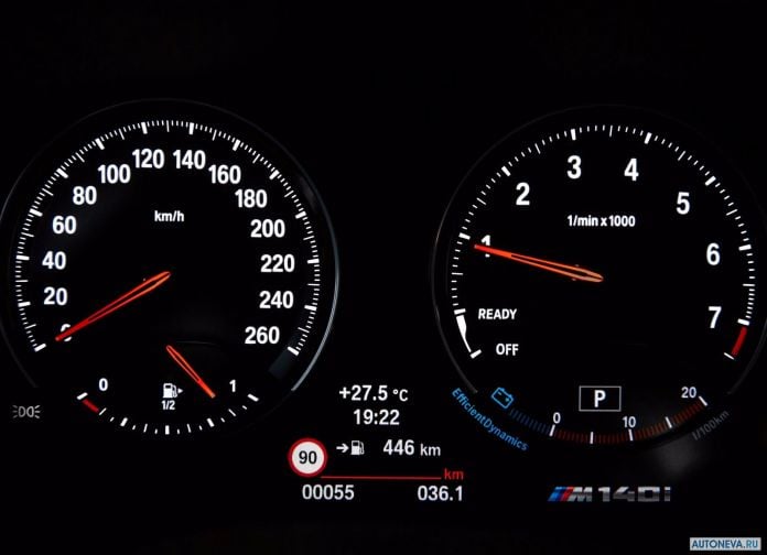 2018 BMW M140i - фотография 28 из 42 2018 BMW M140i - фотография 28 из 42