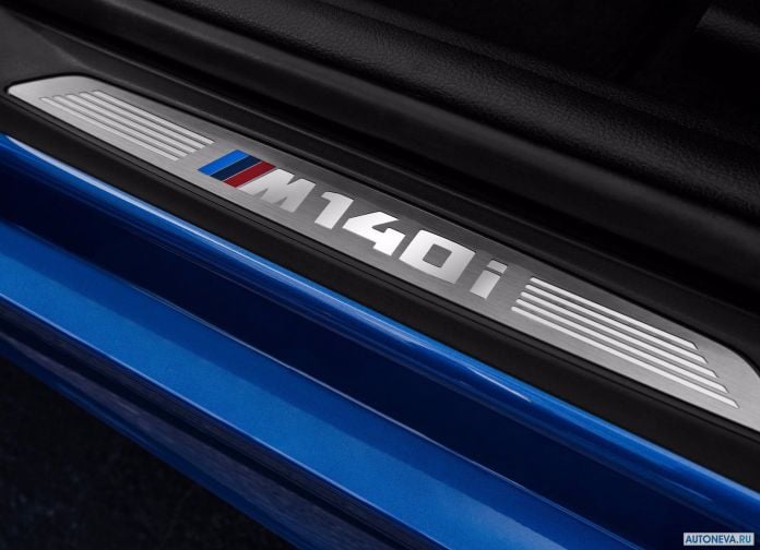 2018 BMW M140i - фотография 33 из 42 2018 BMW M140i - фотография 33 из 42