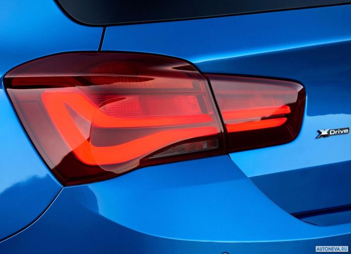 2018 BMW M140i - фотография 36 из 42 2018 BMW M140i - фотография 36 из 42