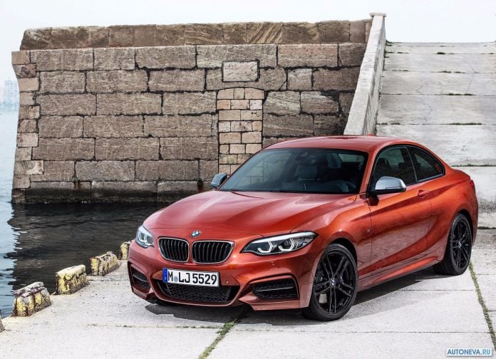 2018 BMW M240i Coupe - фотография 1 из 36