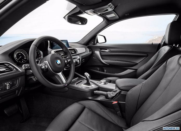 2018 BMW M240i Coupe - фотография 23 из 36 2018 BMW M240i Coupe - фотография 23 из 36