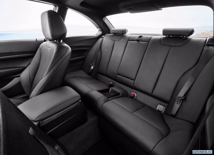 2018 BMW M240i Coupe - фотография 24 из 36 2018 BMW M240i Coupe - фотография 24 из 36