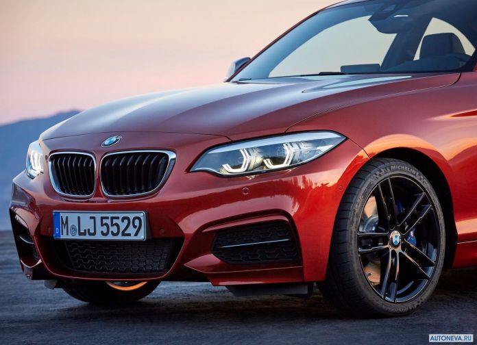 2018 BMW M240i Coupe - фотография 32 из 36 2018 BMW M240i Coupe - фотография 32 из 36