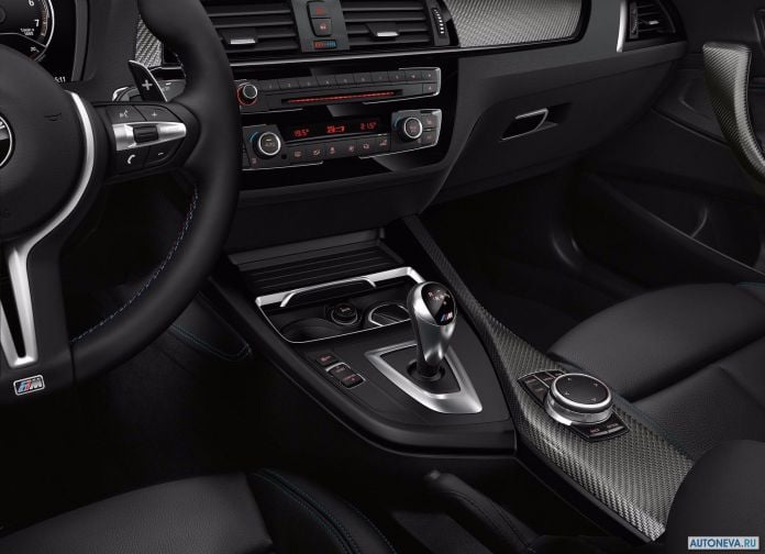 2018 BMW M2 Coupe - фотография 8 из 8 2018 BMW M2 Coupe - фотография 8 из 8