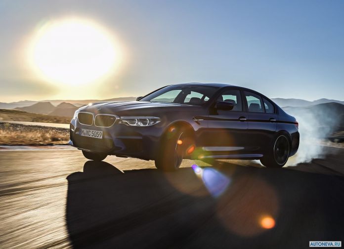 2018 BMW M5 - фотография 52 из 177 2018 BMW M5 - фотография 52 из 177