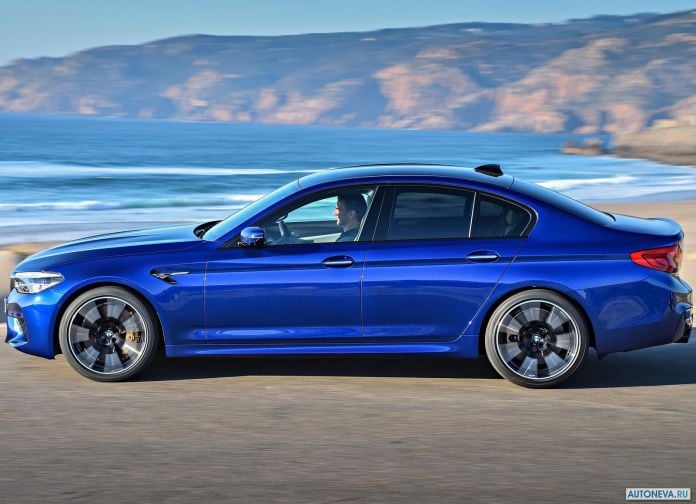 2018 BMW M5 - фотография 85 из 177