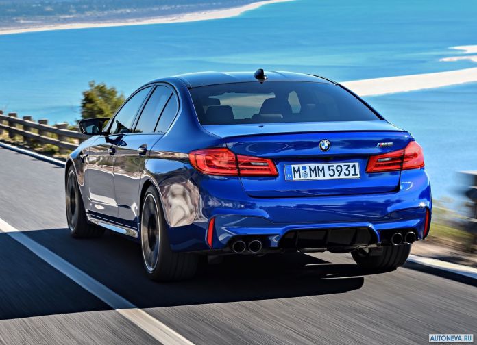 2018 BMW M5 - фотография 108 из 177