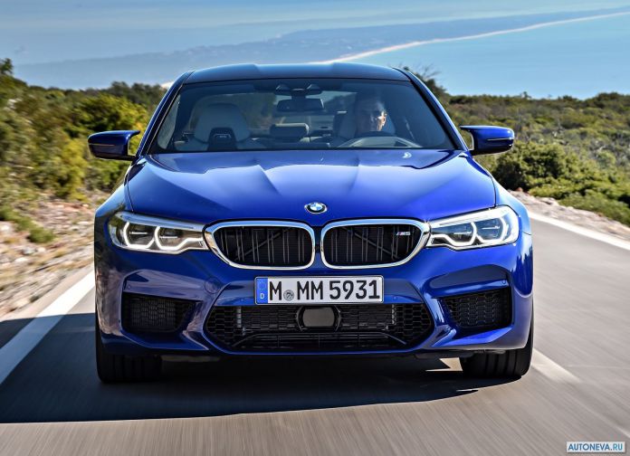 2018 BMW M5 - фотография 119 из 177