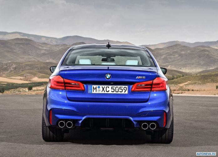 2018 BMW M5 - фотография 125 из 177